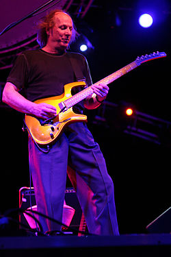 Adrian Belew