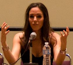 Anna Silk