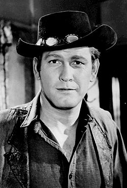 Earl Holliman