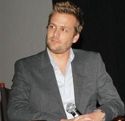 Macht shirtless gabriel Gabriel Macht