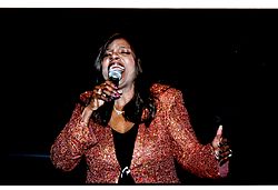 Gloria Gaynor