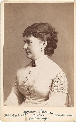 Laura Gundersen