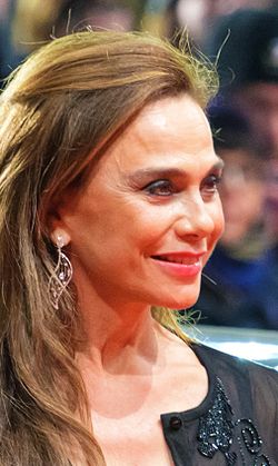 Lena Olin FAQs 2026- Facts, Rumors and the latest Gossip.
