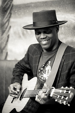 Eric Bibb
