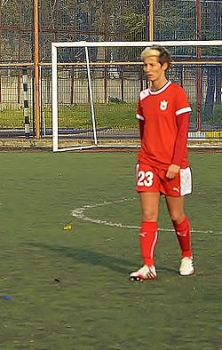 Esra Erol