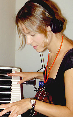 Gemma Hayes
